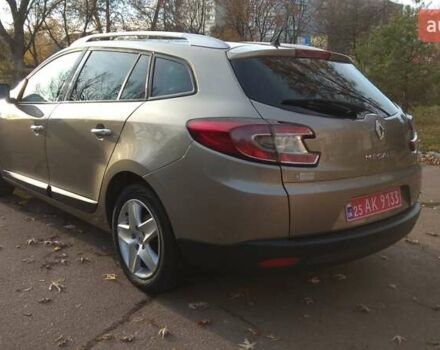 Бежевый Рено Меган, объемом двигателя 1.46 л и пробегом 200 тыс. км за 7500 $, фото 6 на Automoto.ua