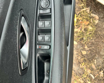 Бежевый Рено Меган, объемом двигателя 1.6 л и пробегом 194 тыс. км за 7399 $, фото 43 на Automoto.ua