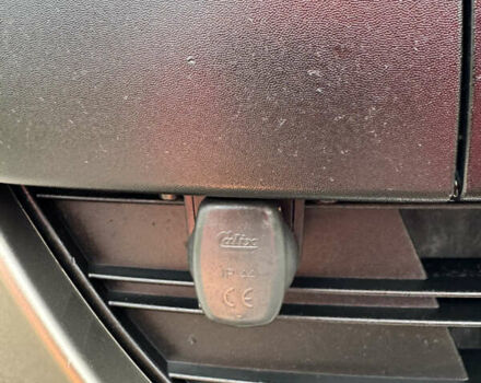 Бежевый Рено Меган, объемом двигателя 1.6 л и пробегом 194 тыс. км за 7399 $, фото 54 на Automoto.ua