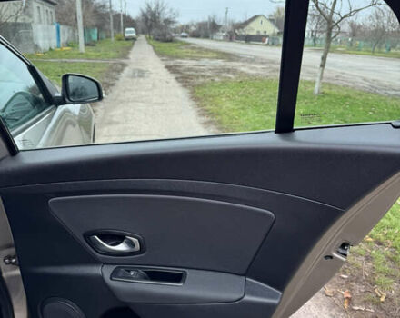 Бежевый Рено Меган, объемом двигателя 1.6 л и пробегом 194 тыс. км за 7399 $, фото 57 на Automoto.ua