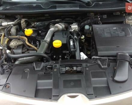 Бежевый Рено Меган, объемом двигателя 1.46 л и пробегом 200 тыс. км за 7500 $, фото 17 на Automoto.ua