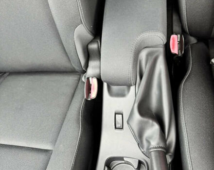 Бежевый Рено Меган, объемом двигателя 1.6 л и пробегом 194 тыс. км за 7399 $, фото 36 на Automoto.ua