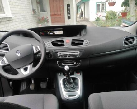 Бежевый Рено Меган, объемом двигателя 1.5 л и пробегом 180 тыс. км за 7500 $, фото 2 на Automoto.ua