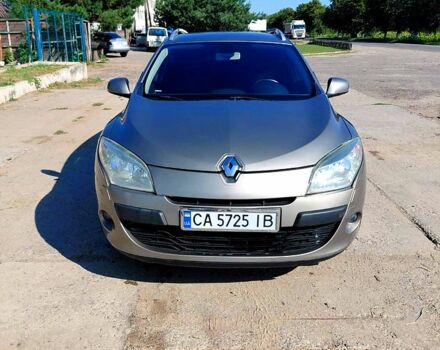 Бежевый Рено Меган, объемом двигателя 1.5 л и пробегом 355 тыс. км за 7200 $, фото 1 на Automoto.ua