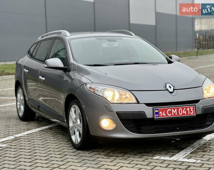 Бежевий Рено Меган, об'ємом двигуна 1.46 л та пробігом 135 тис. км за 7850 $, фото 23 на Automoto.ua