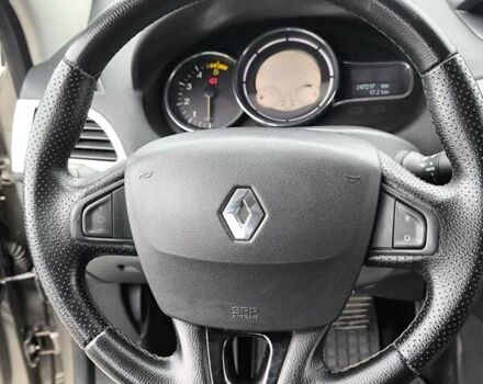 Бежевый Рено Меган, объемом двигателя 1.5 л и пробегом 247 тыс. км за 8500 $, фото 32 на Automoto.ua