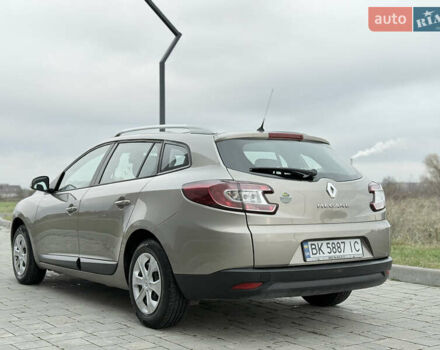 Бежевий Рено Меган, об'ємом двигуна 1.6 л та пробігом 289 тис. км за 6300 $, фото 5 на Automoto.ua