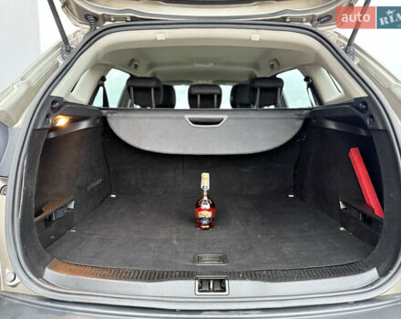 Бежевый Рено Меган, объемом двигателя 1.6 л и пробегом 289 тыс. км за 6700 $, фото 27 на Automoto.ua