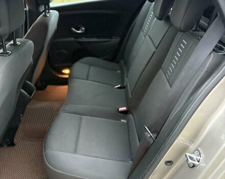 Бежевый Рено Меган, объемом двигателя 1.6 л и пробегом 289 тыс. км за 6700 $, фото 20 на Automoto.ua