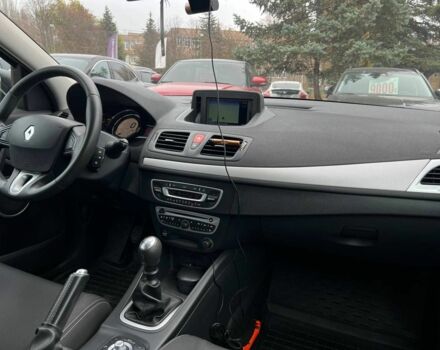 Бежевый Рено Меган, объемом двигателя 1.5 л и пробегом 211 тыс. км за 7400 $, фото 10 на Automoto.ua