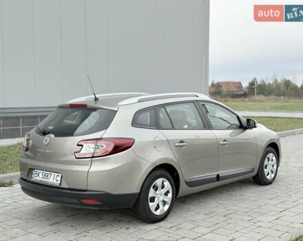 Бежевый Рено Меган, объемом двигателя 1.6 л и пробегом 289 тыс. км за 6700 $, фото 4 на Automoto.ua