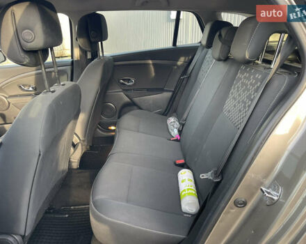 Бежевый Рено Меган, объемом двигателя 1.5 л и пробегом 243 тыс. км за 8200 $, фото 12 на Automoto.ua