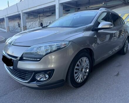 Бежевый Рено Меган, объемом двигателя 1.5 л и пробегом 235 тыс. км за 6999 $, фото 2 на Automoto.ua