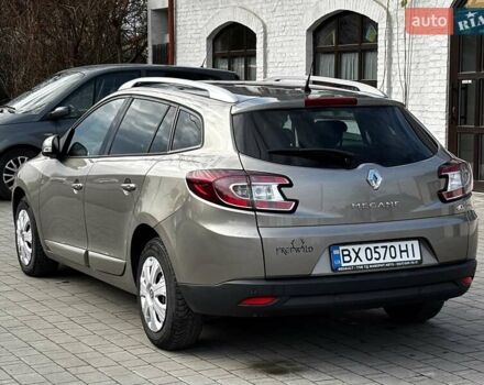 Бежевый Рено Меган, объемом двигателя 1.46 л и пробегом 201 тыс. км за 7399 $, фото 32 на Automoto.ua