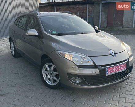 Бежевый Рено Меган, объемом двигателя 1.5 л и пробегом 243 тыс. км за 8200 $, фото 2 на Automoto.ua