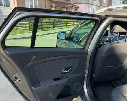 Бежевый Рено Меган, объемом двигателя 2 л и пробегом 154 тыс. км за 8400 $, фото 9 на Automoto.ua