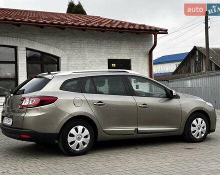 Бежевый Рено Меган, объемом двигателя 1.46 л и пробегом 201 тыс. км за 7399 $, фото 10 на Automoto.ua
