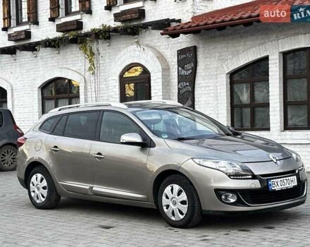 Бежевый Рено Меган, объемом двигателя 1.46 л и пробегом 201 тыс. км за 7399 $, фото 6 на Automoto.ua