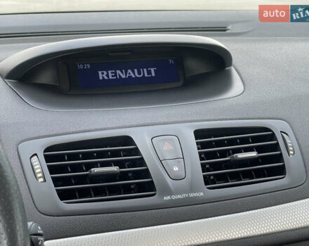 Бежевый Рено Меган, объемом двигателя 1.5 л и пробегом 91 тыс. км за 11700 $, фото 18 на Automoto.ua