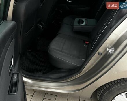 Бежевый Рено Меган, объемом двигателя 1.46 л и пробегом 201 тыс. км за 7399 $, фото 60 на Automoto.ua