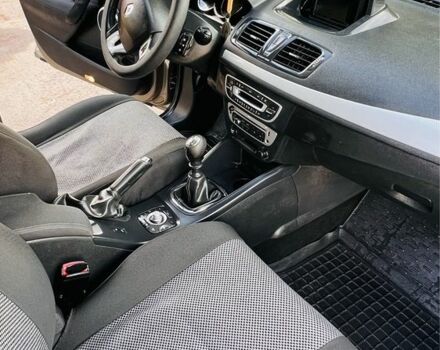 Бежевый Рено Меган, объемом двигателя 1.5 л и пробегом 226 тыс. км за 7550 $, фото 11 на Automoto.ua