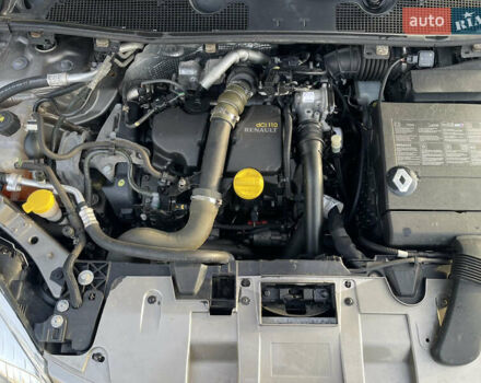 Бежевый Рено Меган, объемом двигателя 1.5 л и пробегом 243 тыс. км за 8200 $, фото 8 на Automoto.ua
