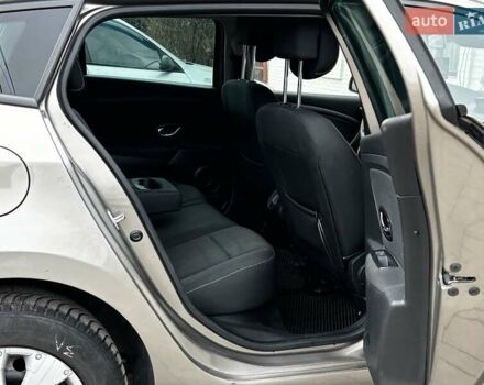 Бежевый Рено Меган, объемом двигателя 1.46 л и пробегом 201 тыс. км за 7399 $, фото 62 на Automoto.ua