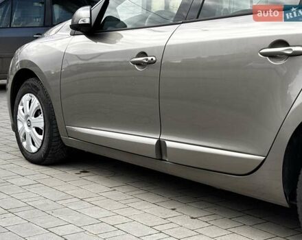 Бежевый Рено Меган, объемом двигателя 1.46 л и пробегом 201 тыс. км за 7399 $, фото 20 на Automoto.ua