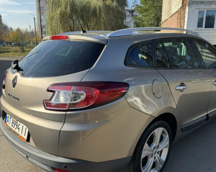 Бежевый Рено Меган, объемом двигателя 2 л и пробегом 154 тыс. км за 8400 $, фото 2 на Automoto.ua