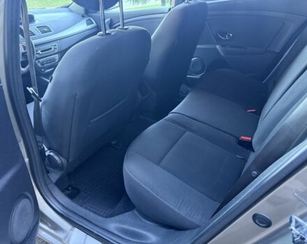 Бежевый Рено Меган, объемом двигателя 1.5 л и пробегом 235 тыс. км за 6999 $, фото 11 на Automoto.ua