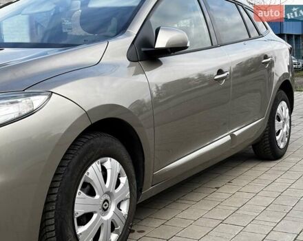 Бежевый Рено Меган, объемом двигателя 1.46 л и пробегом 201 тыс. км за 7399 $, фото 19 на Automoto.ua