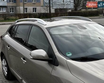 Бежевый Рено Меган, объемом двигателя 1.46 л и пробегом 201 тыс. км за 7399 $, фото 16 на Automoto.ua