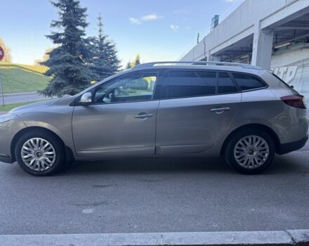 Бежевый Рено Меган, объемом двигателя 1.5 л и пробегом 235 тыс. км за 6999 $, фото 3 на Automoto.ua