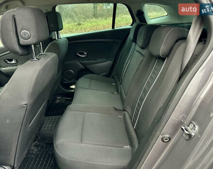 Бежевый Рено Меган, объемом двигателя 1.5 л и пробегом 223 тыс. км за 7800 $, фото 11 на Automoto.ua