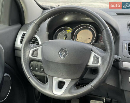 Бежевый Рено Меган, объемом двигателя 1.5 л и пробегом 91 тыс. км за 11700 $, фото 15 на Automoto.ua