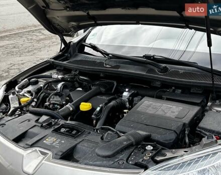 Бежевый Рено Меган, объемом двигателя 1.46 л и пробегом 201 тыс. км за 7399 $, фото 36 на Automoto.ua