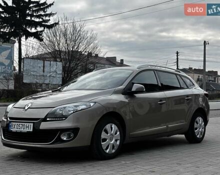 Бежевый Рено Меган, объемом двигателя 1.46 л и пробегом 201 тыс. км за 7399 $, фото 26 на Automoto.ua