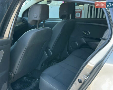 Бежевий Рено Меган, об'ємом двигуна 1.46 л та пробігом 246 тис. км за 6990 $, фото 50 на Automoto.ua