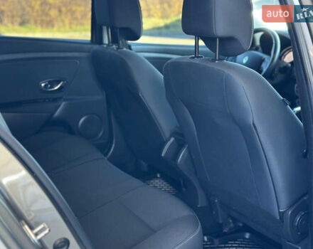 Бежевий Рено Меган, об'ємом двигуна 1.46 л та пробігом 246 тис. км за 6990 $, фото 55 на Automoto.ua