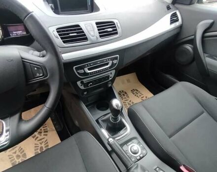 Бежевый Рено Меган, объемом двигателя 1.46 л и пробегом 250 тыс. км за 8500 $, фото 21 на Automoto.ua