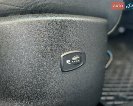 Бежевий Рено Меган, об'ємом двигуна 1.46 л та пробігом 246 тис. км за 6990 $, фото 59 на Automoto.ua