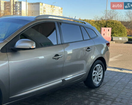 Бежевий Рено Меган, об'ємом двигуна 1.46 л та пробігом 246 тис. км за 6990 $, фото 21 на Automoto.ua