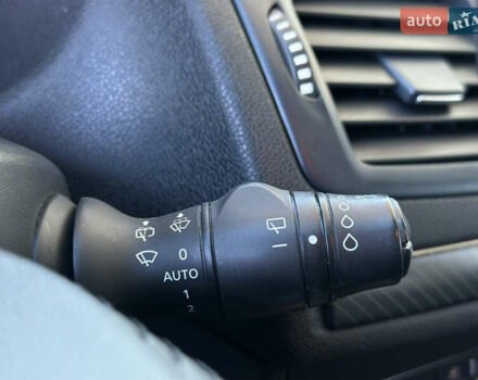 Бежевий Рено Меган, об'ємом двигуна 1.46 л та пробігом 246 тис. км за 6990 $, фото 42 на Automoto.ua