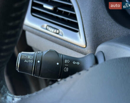 Бежевий Рено Меган, об'ємом двигуна 1.46 л та пробігом 246 тис. км за 6990 $, фото 41 на Automoto.ua