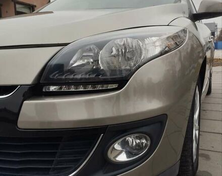 Бежевый Рено Меган, объемом двигателя 1.46 л и пробегом 250 тыс. км за 8500 $, фото 49 на Automoto.ua