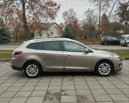 Бежевый Рено Меган, объемом двигателя 1.46 л и пробегом 250 тыс. км за 8500 $, фото 3 на Automoto.ua