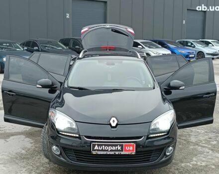 Бежевый Рено Меган, объемом двигателя 2.4 л и пробегом 248 тыс. км за 9540 $, фото 41 на Automoto.ua