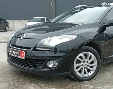 Бежевый Рено Меган, объемом двигателя 2.4 л и пробегом 248 тыс. км за 9540 $, фото 3 на Automoto.ua