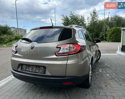 Бежевый Рено Меган, объемом двигателя 1.5 л и пробегом 178 тыс. км за 7950 $, фото 58 на Automoto.ua
