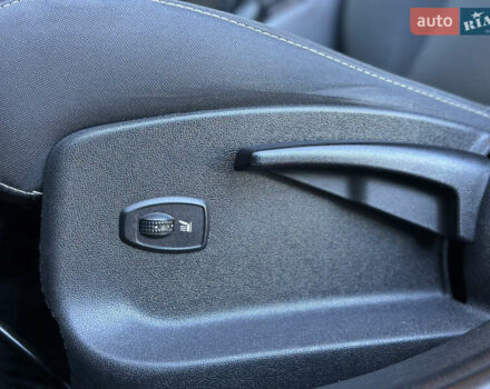 Бежевий Рено Меган, об'ємом двигуна 1.46 л та пробігом 246 тис. км за 6990 $, фото 38 на Automoto.ua